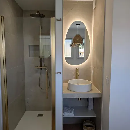 T2 Cocon à 5 Min De La Calme&confort Saint-Raphaël